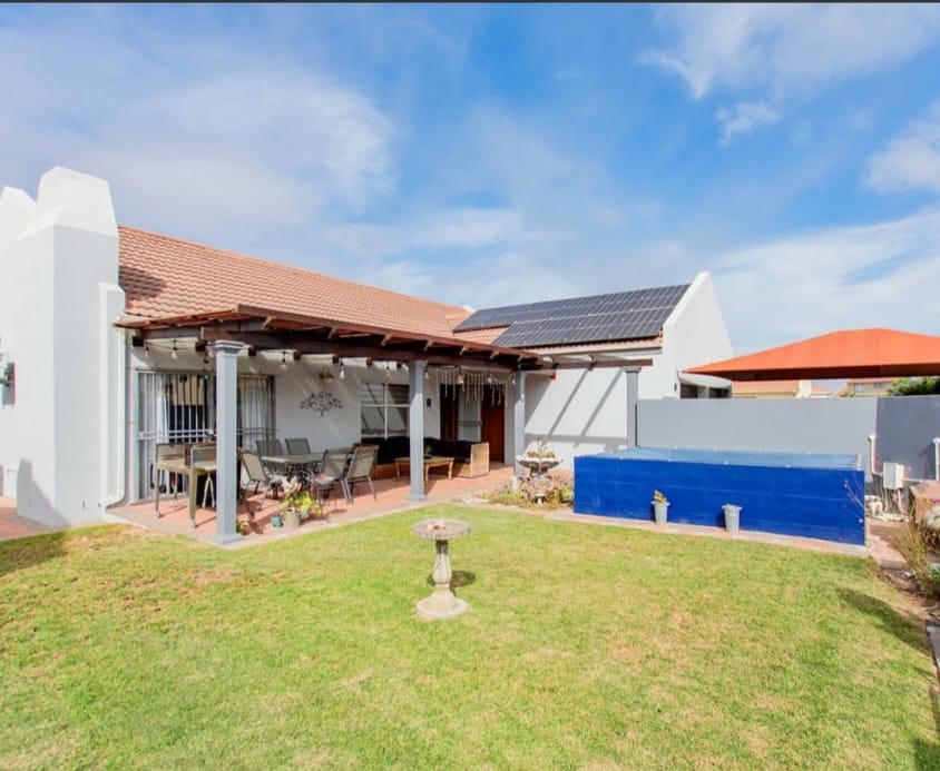 3 Bedroom Property for Sale in Port Owen Western Cape